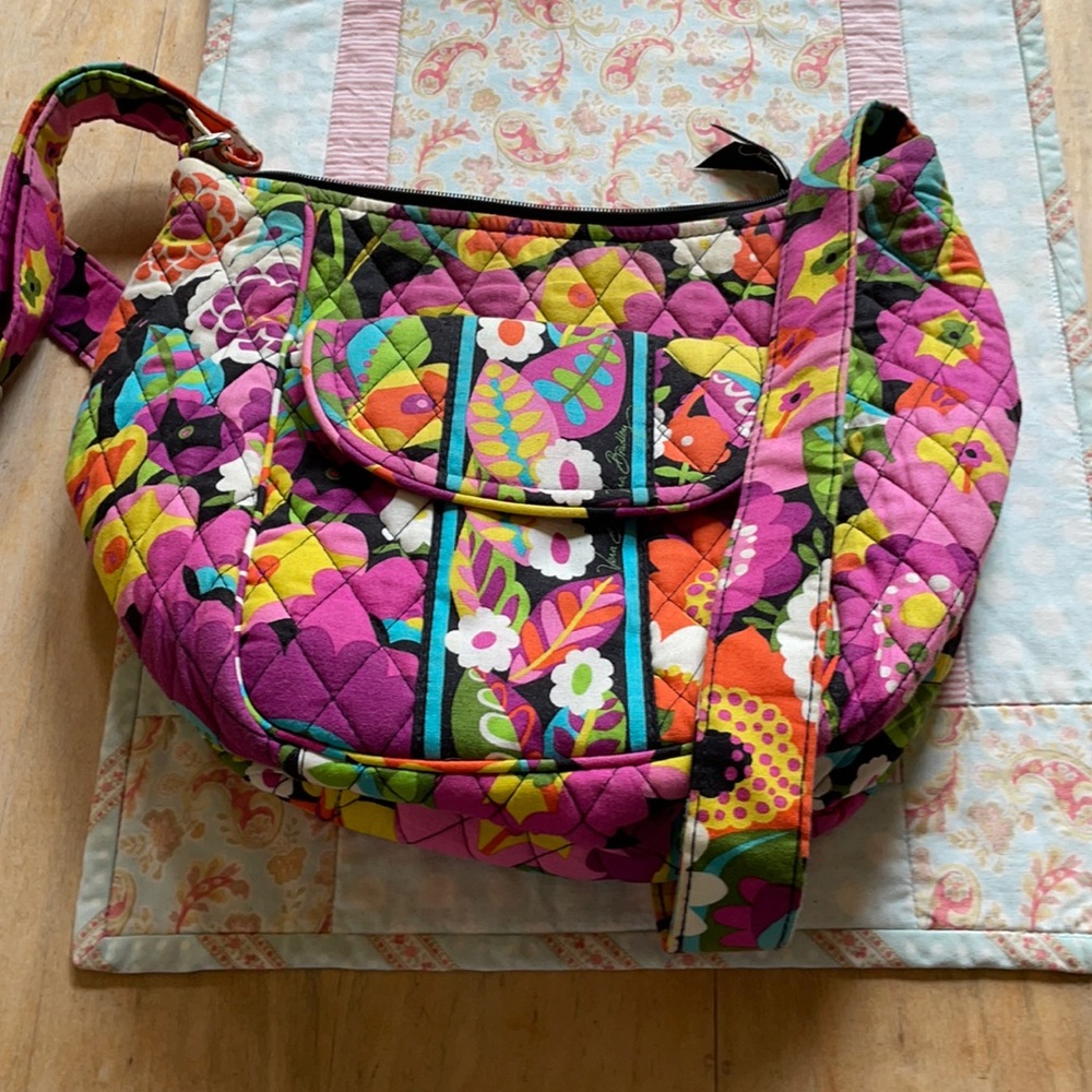 Vera Bradley Cross over bag or shoulder bag EUC-
